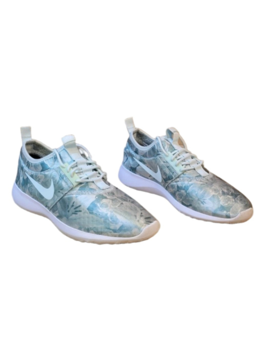 Nike Juvenate Floral Satin Athletic Size 7.5 Womens Sneakers